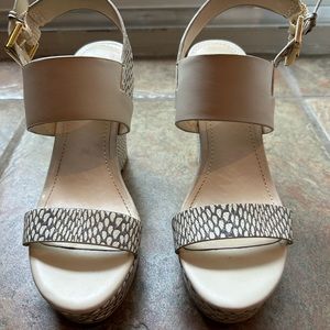 Guess shoes. Size 5. Leather.